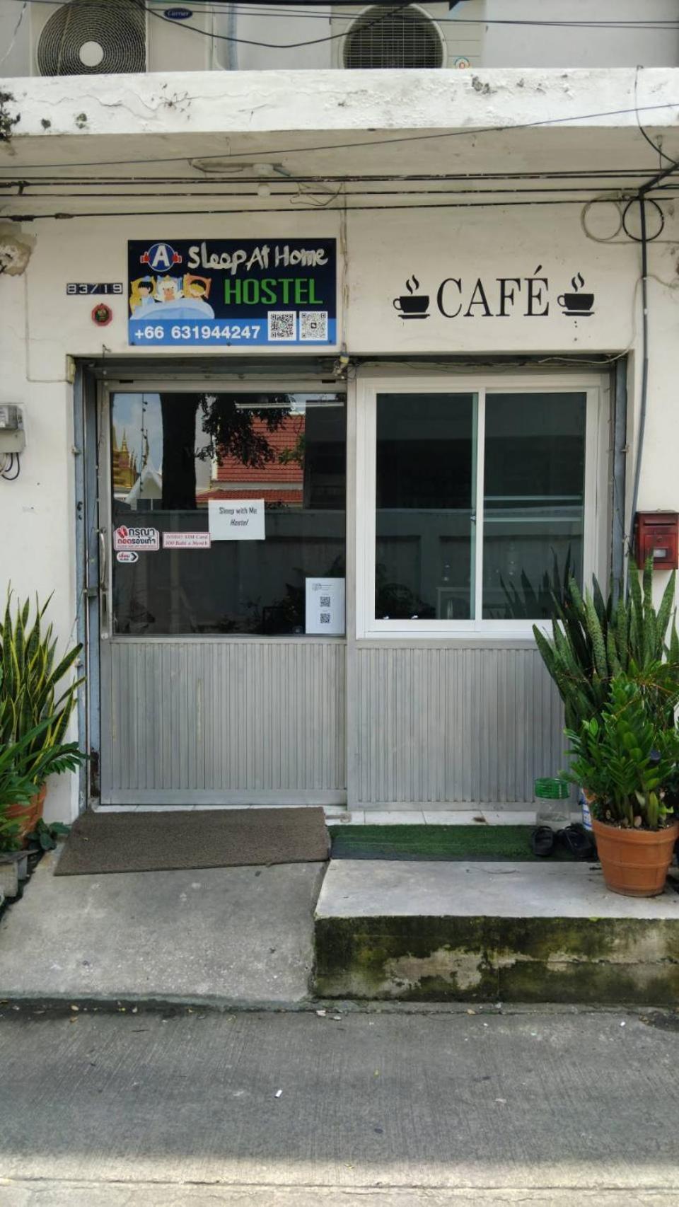 Sleepwith Me Hostel 방콕 외부 사진